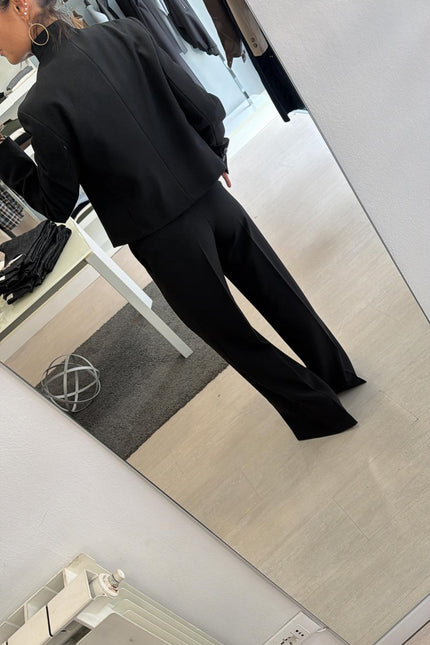 Pantalone dritto nero completo giacca asimmetrica kk