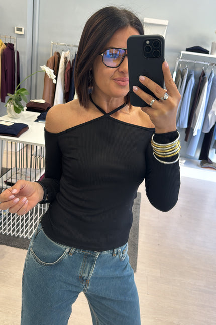 Maglia spalle scese nera