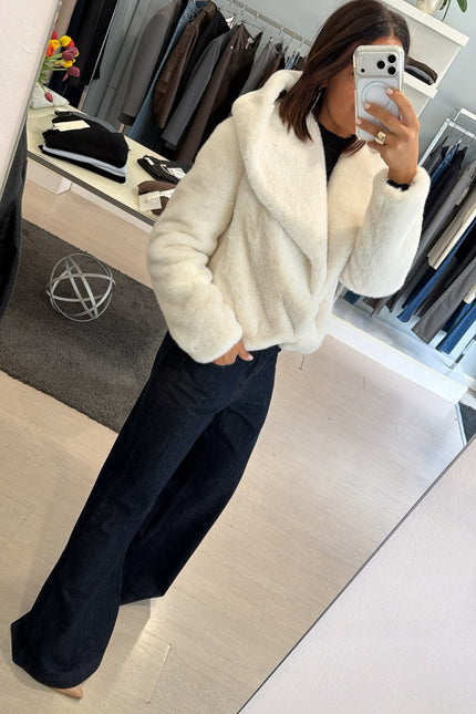 Pelliccia eco bianca yl