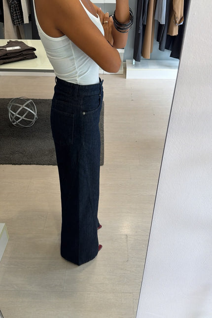 Jeans in denim scuro kk