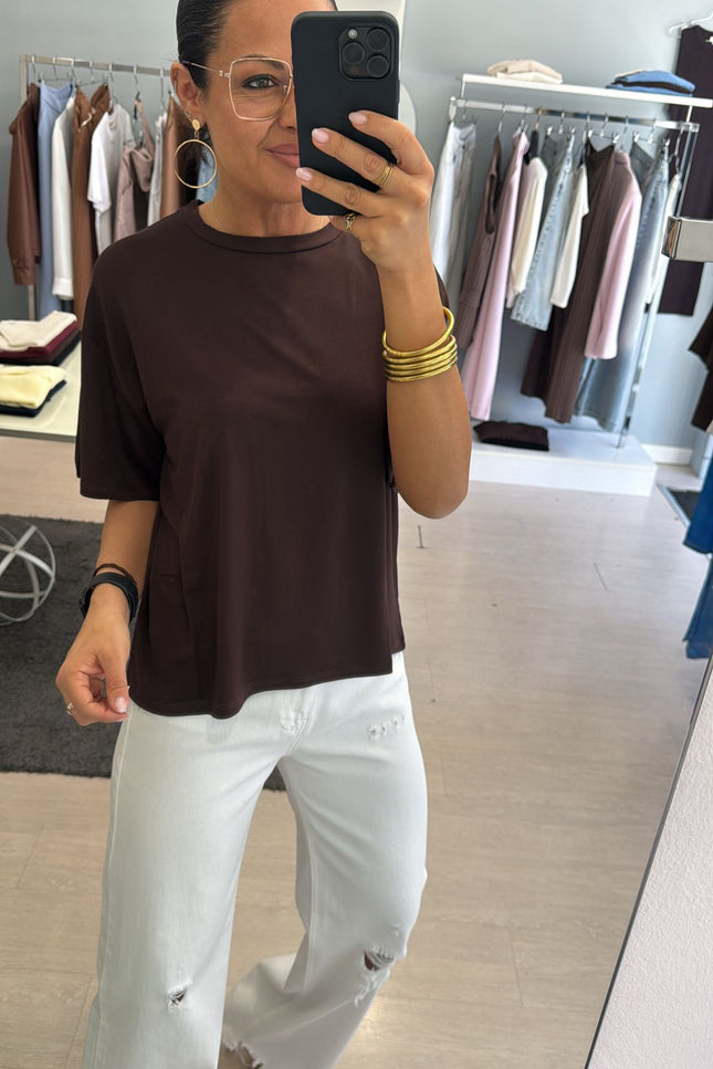 T-shirt boxy fit cioccolato kn