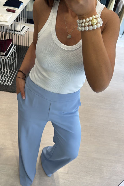 Pantalone completo azzurro polvere kn