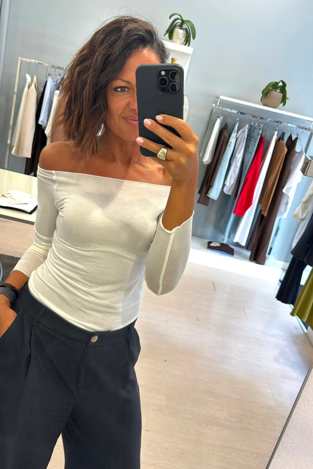 Scollo a barca modal bianca