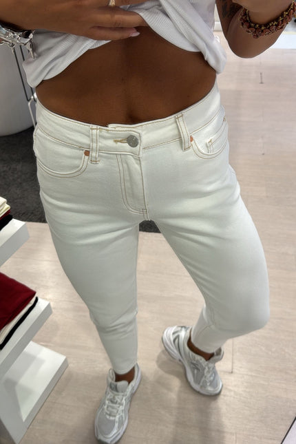 Jeans slim fit bianco latte