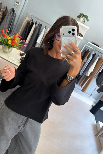 Maglia manica campana nera kk