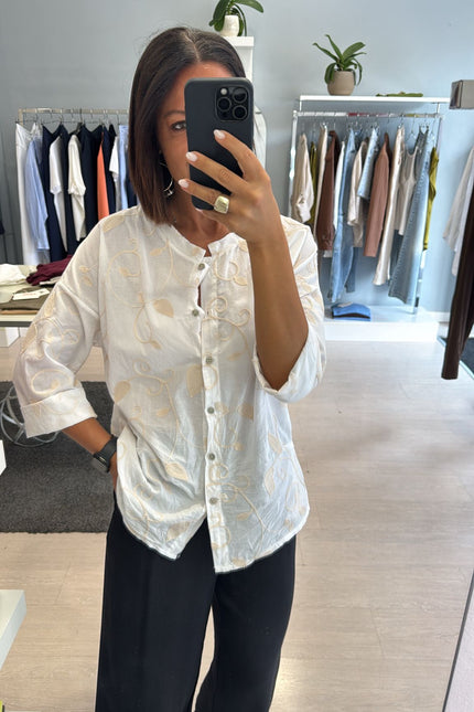 Camicia ricamo bianca cc