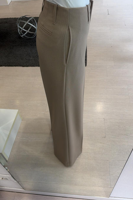 Pantalone dritto sabbia completo giacca asimmetrica kk