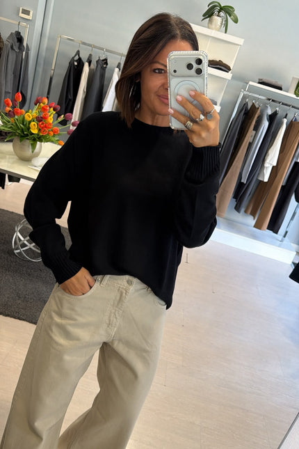 Girocollo nero kn