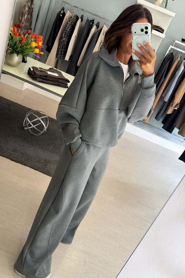 Set tuta grigio medio kn