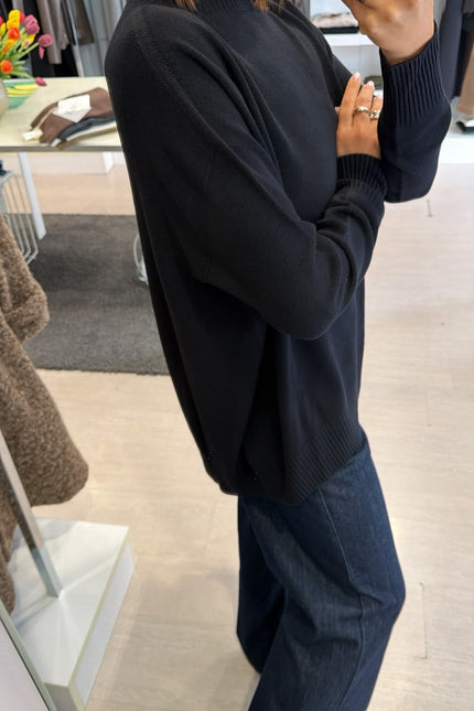 Lupetto oversize Nero Kn