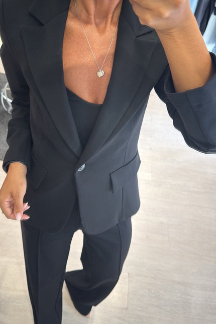 Giacca slim completo punto milano nera kn