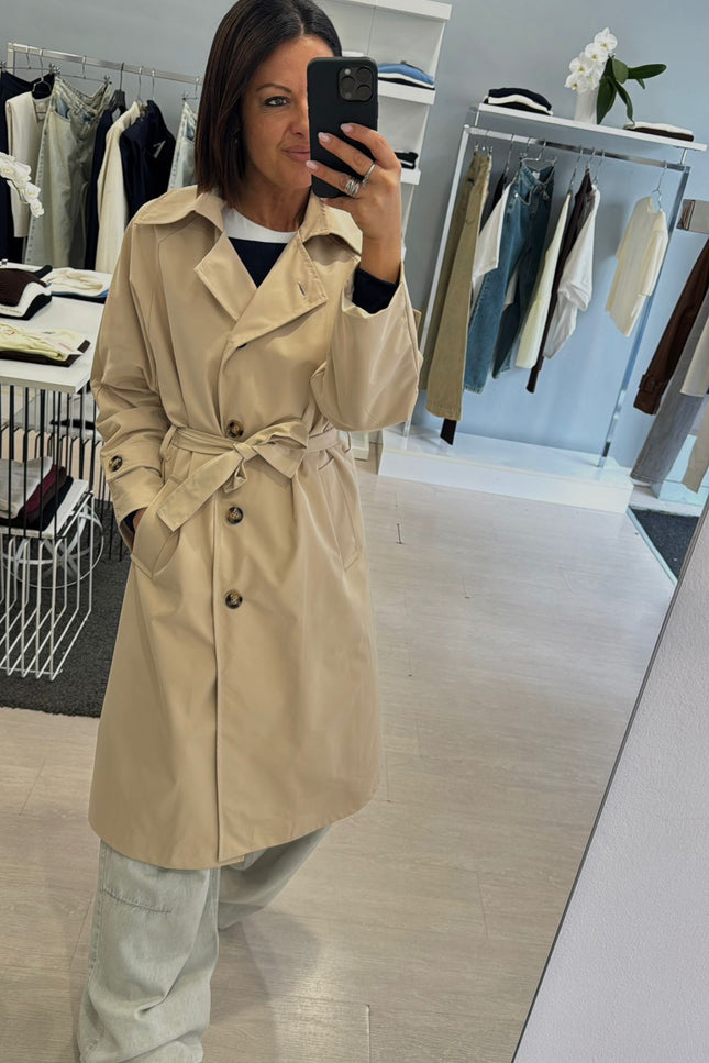 Trench coat beige con cintura