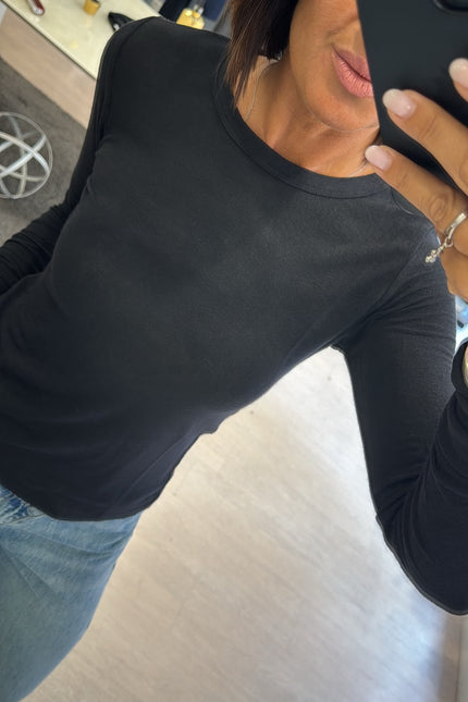 Maglia girocollo nera kn