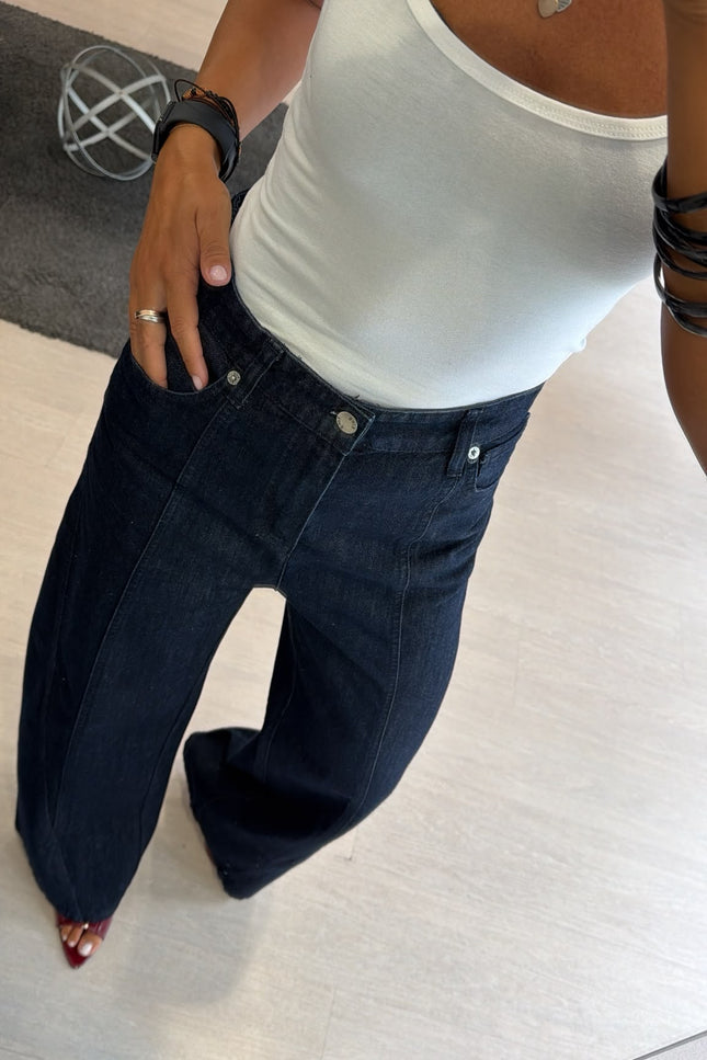 Jeans in denim scuro kk