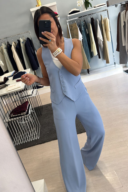 Pantalone completo azzurro polvere kn