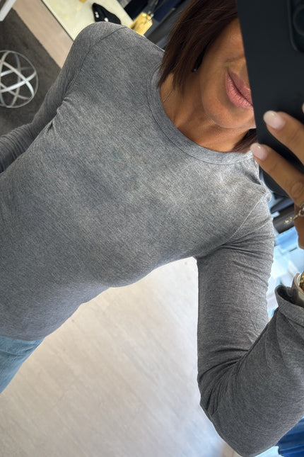 Maglia girocollo grigio melange kn