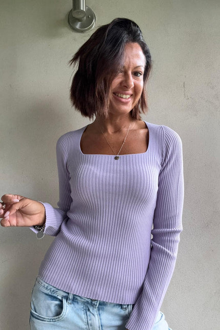 Maglia scollo quadrato