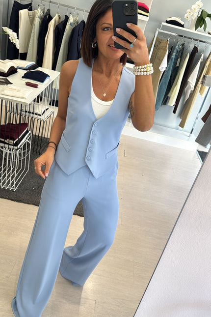 Pantalone completo azzurro polvere kn