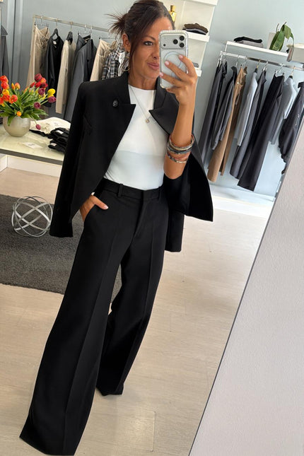 Pantalone nero gamba dritta kk