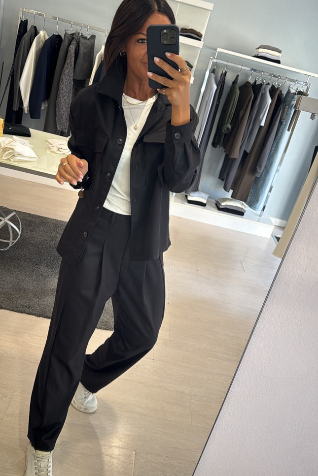 Pantalone baggy completo overshirt nero ak