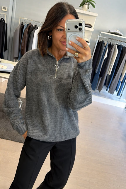 Maglia a coste mezza zip grigia kn