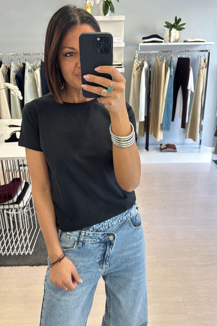 T-shirt regular nera cc