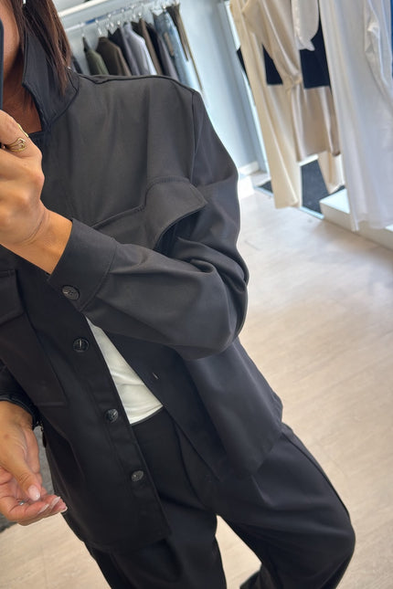 Camicia overshirt nera ak