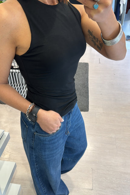 Canotta americana nera