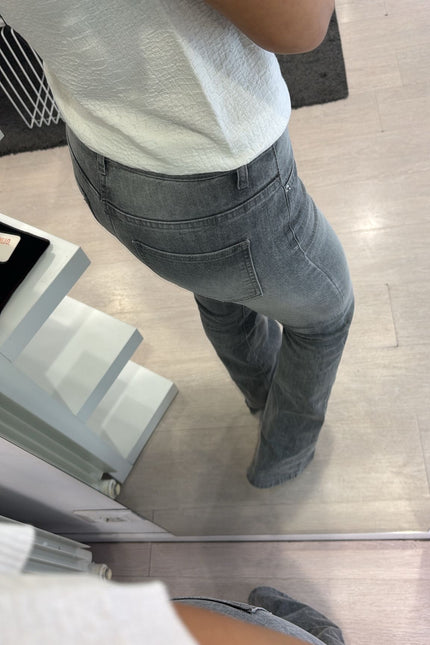 Jeans flare grigio