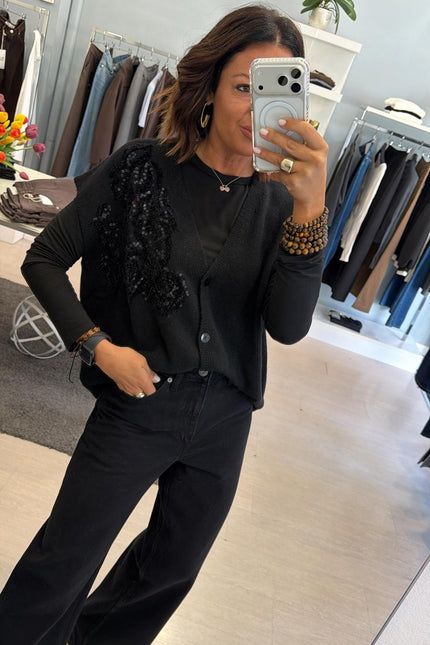 Gilet nero in maglia con ricamo kk
