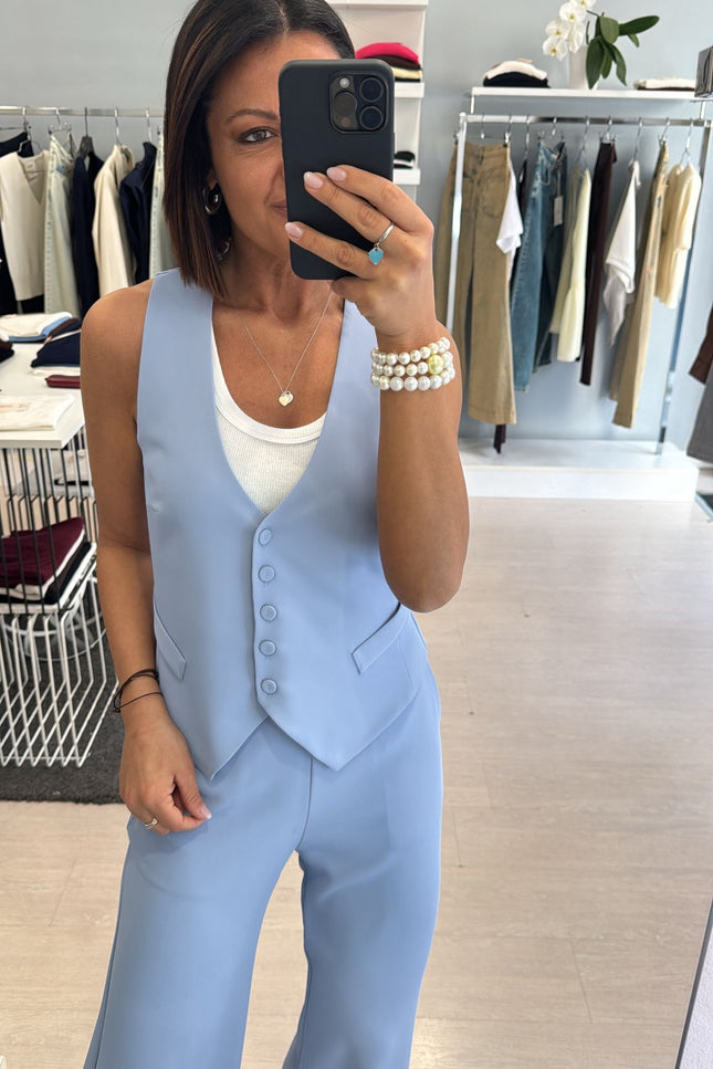 Gilet completo azzurro polvere kn
