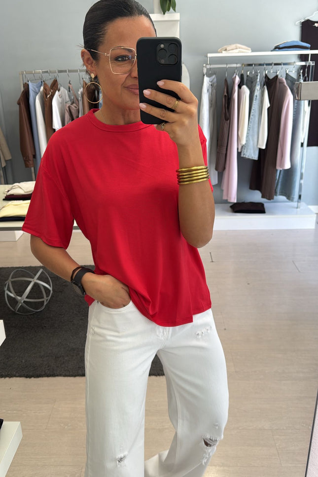T-shirt boxy fit rossa kn