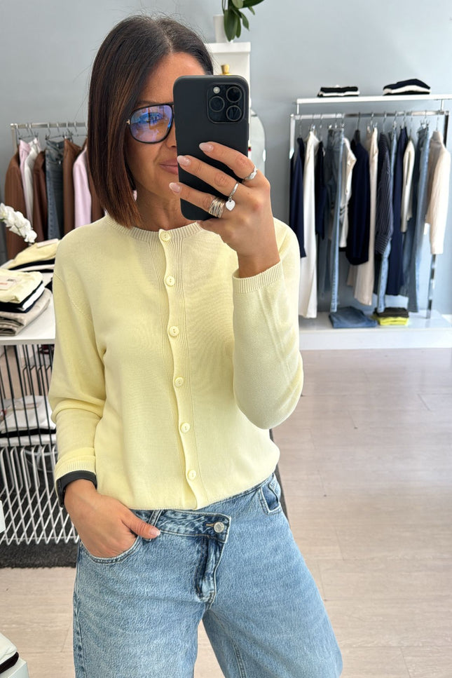 Cardigan regular giallo pastello kn