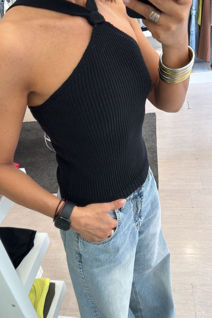 Top uncinetto nero kn