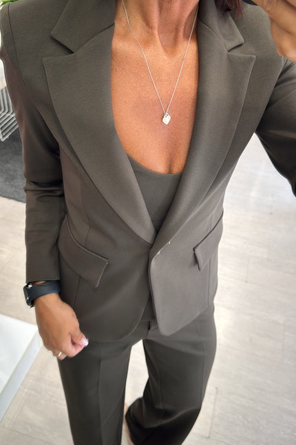 Giacca slim completo punto milano verde militare kn