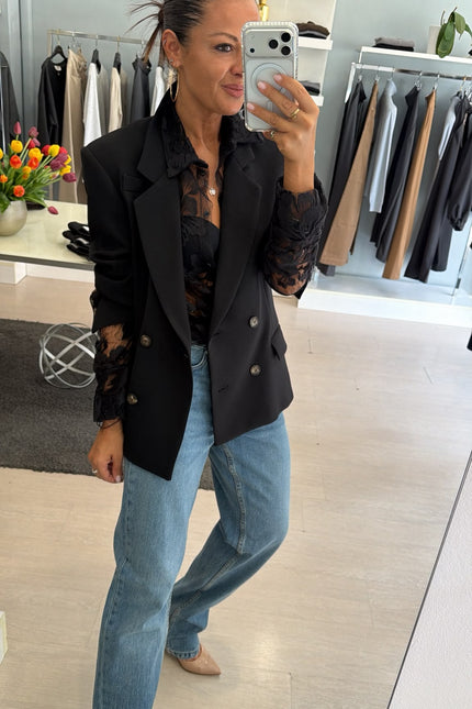 Camicia in pizzo a motivo floreale kk