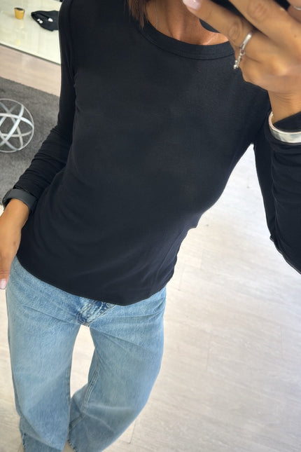 Maglia girocollo nera kn