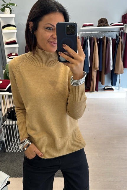 Dolcevita cratere cammello