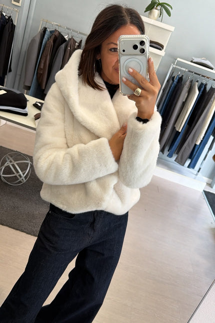 Pelliccia eco bianca yl