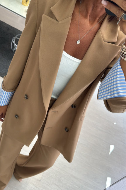 Blazer cammello completo ak