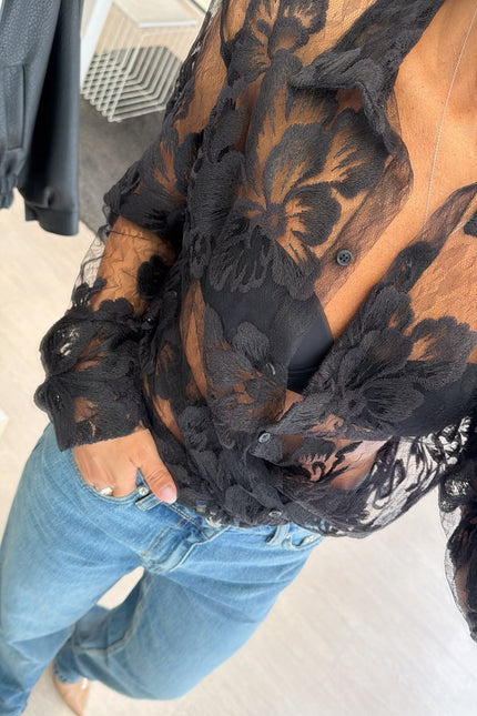 Camicia in pizzo a motivo floreale kk