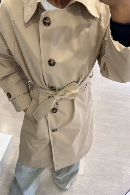 Trench coat beige con cintura