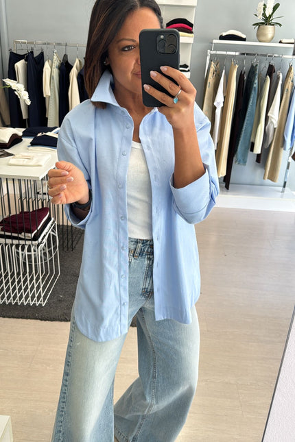 Camicia punto luce azzurra