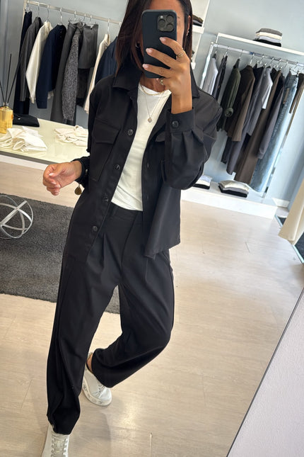 Pantalone baggy completo overshirt nero ak
