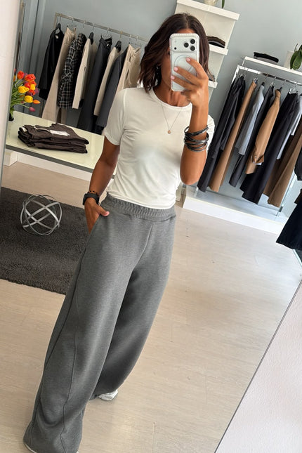 Set tuta grigio medio kn