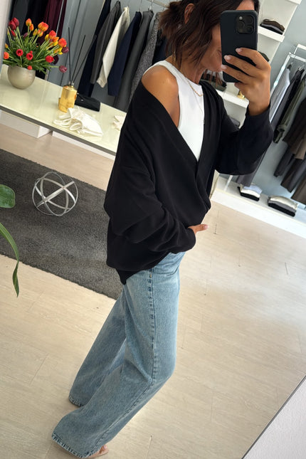 Cardigan over nero kn