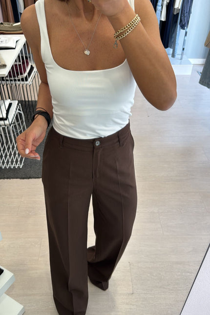 Pantalone completo cioccolato ak