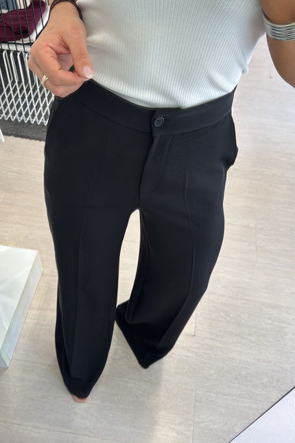 Pantalone completo nero kk