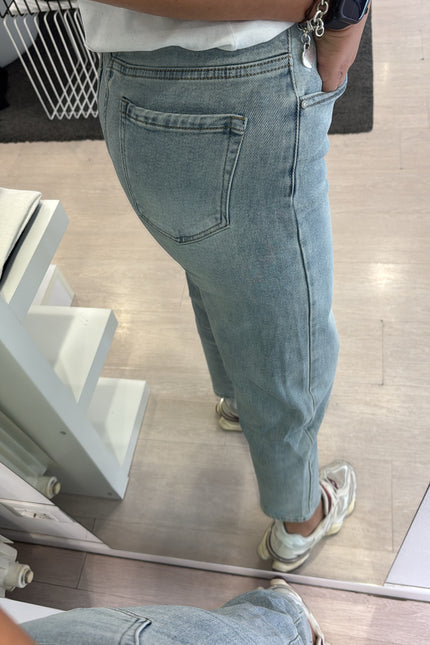 Jeans balloon elasticizzato