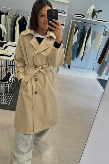 Trench coat beige con cintura